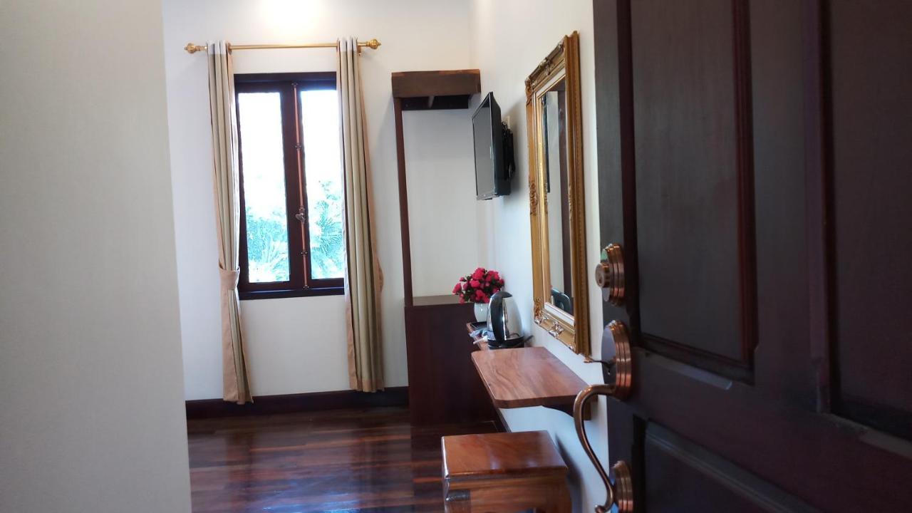 Villa Bouathong Hotels Luang Prabang Exterior foto